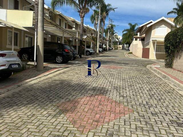 #92 - Casa para Venda em São José dos Campos - SP - 2