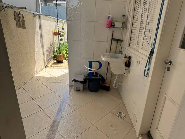 Casa para Venda em São José dos Campos - 4