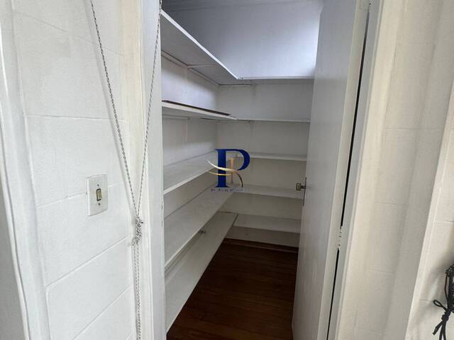Apartamento para Venda em São José dos Campos - 4