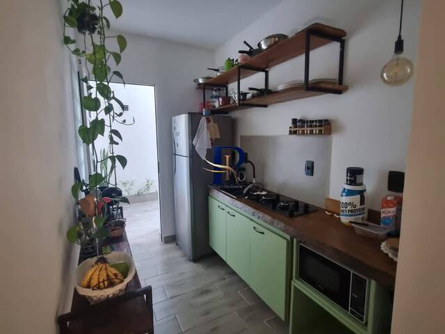 #135 - Casa em condomínio para Venda em Jacareí - SP - 2