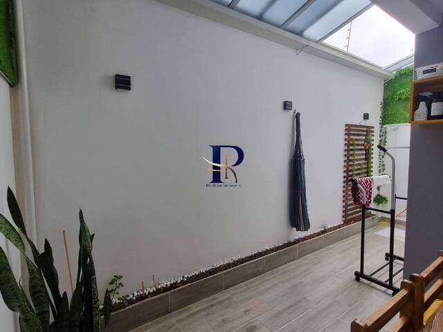 #135 - Casa em condomínio para Venda em Jacareí - SP - 1