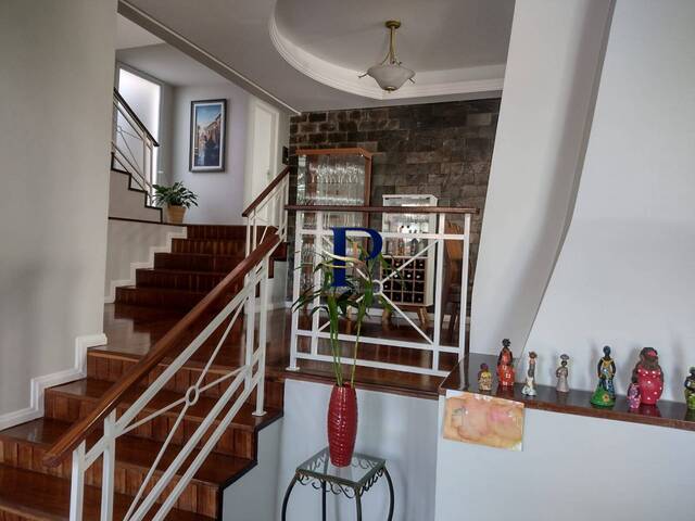 #141 - Casa para Venda em São José dos Campos - SP - 2