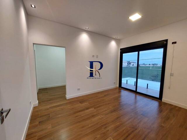 #188 - Sobrado para Venda em São José dos Campos - SP - 2