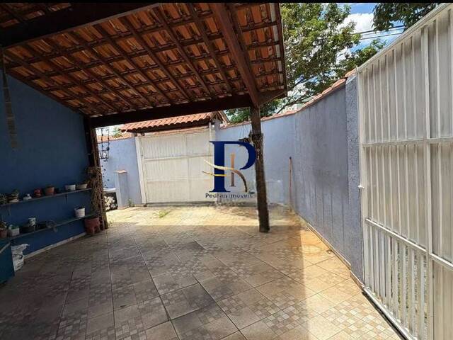 Casa para Venda em São José dos Campos - 2