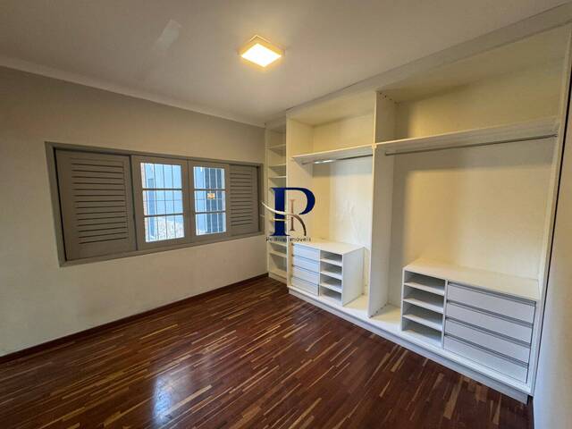 Casa para Venda em São José dos Campos - 5