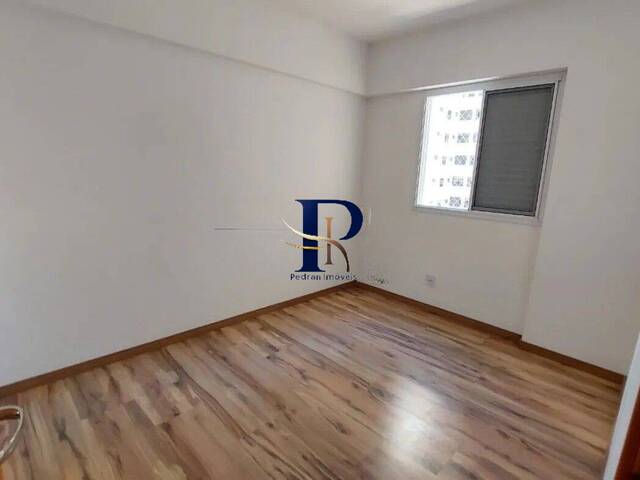 Apartamento para Venda em São José dos Campos - 4