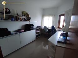 #16 - Casa em condomínio para Venda em Jacareí - SP - 2